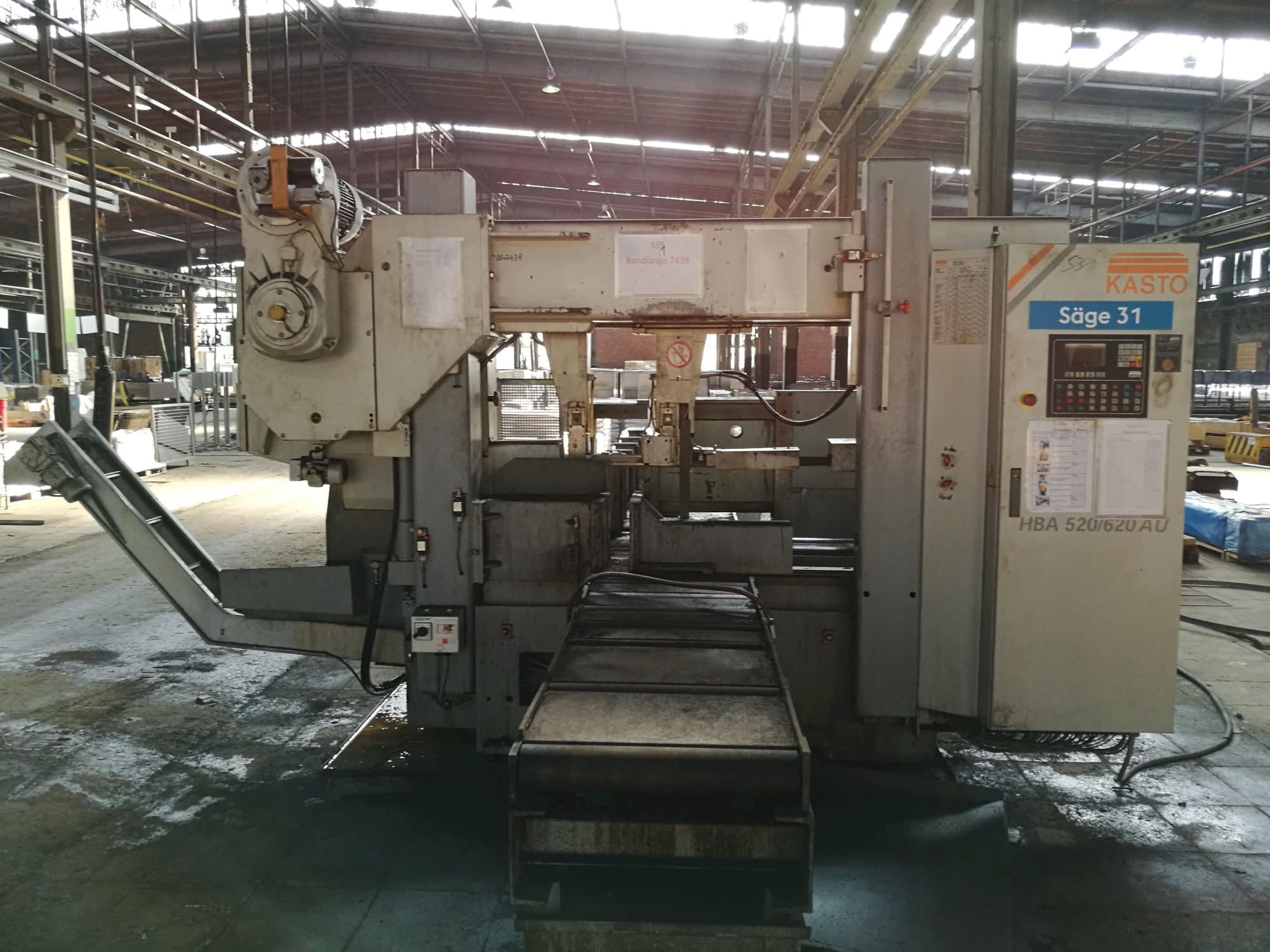 Koneen  KASTO etunäkymä HBA 520/620 AU