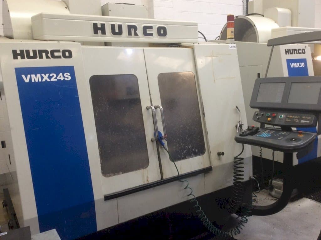 Koneen Hurco VMX24S etunäkymä