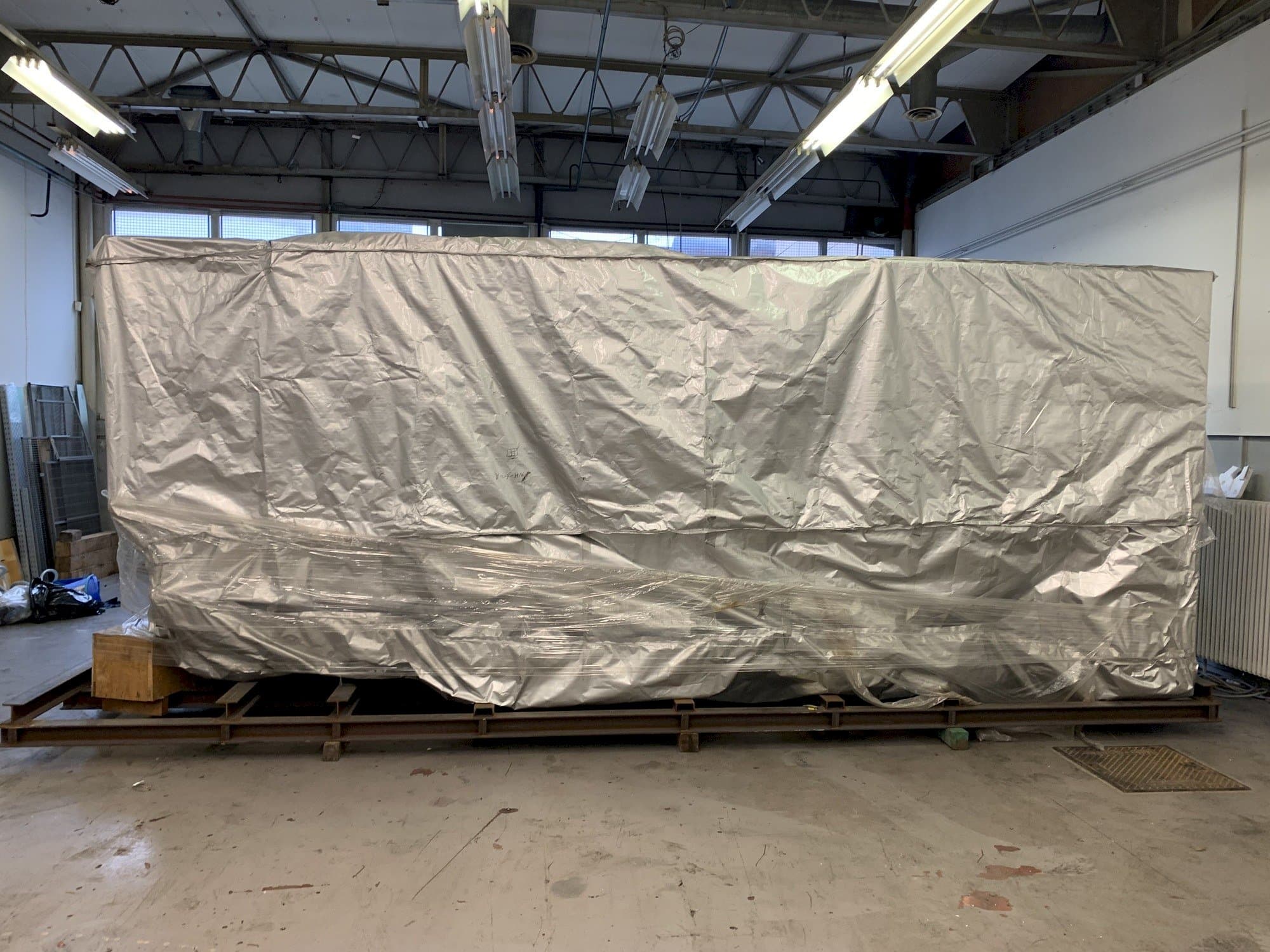 Koneen YCM NH 500A etunäkymä