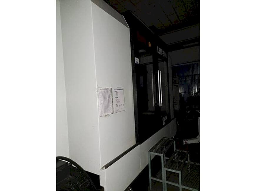 Koneen  Eumach LBM-1500 vasen näkymä
