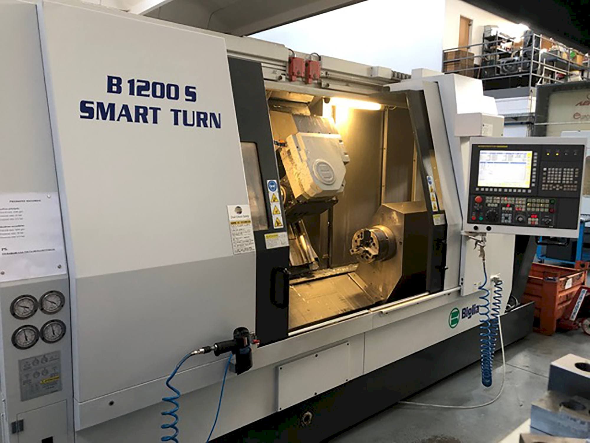 Koneen  Biglia Smart S etunäkymä