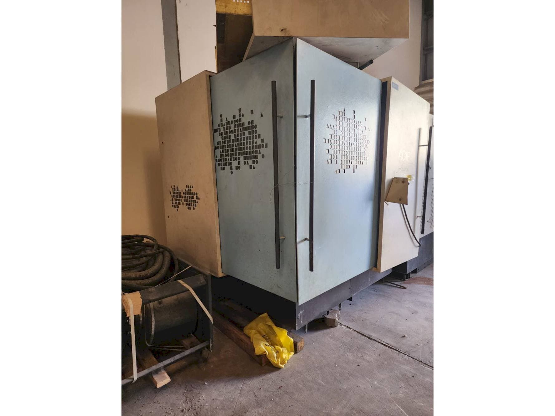 Koneen AGIE Challenge 2 etunäkymä