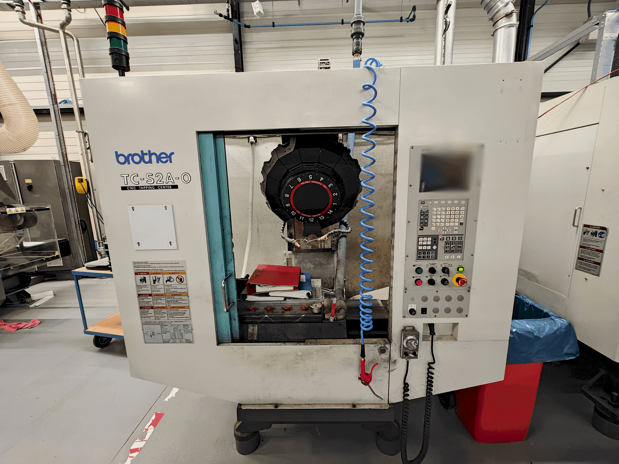 Koneen  Brother C-S2A-O etunäkymä