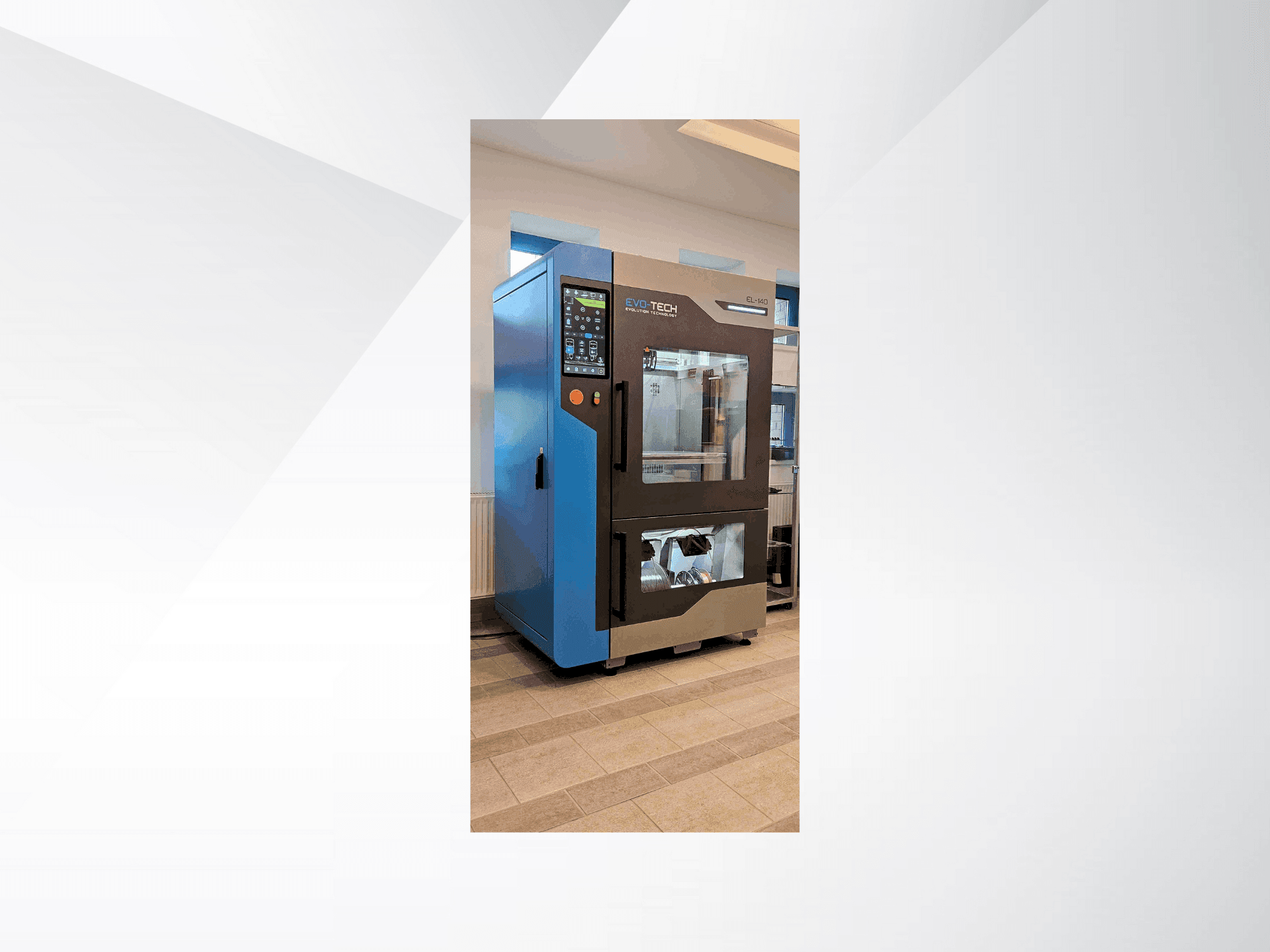 Koneen  EVO-tech EL-140 etunäkymä