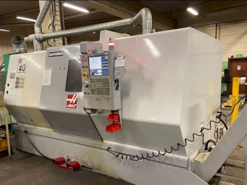 Koneen HAAS SL-40 etunäkymä