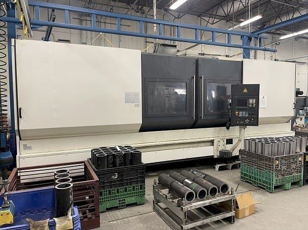 Koneen VDF VDF 450-T4-2000 etunäkymä