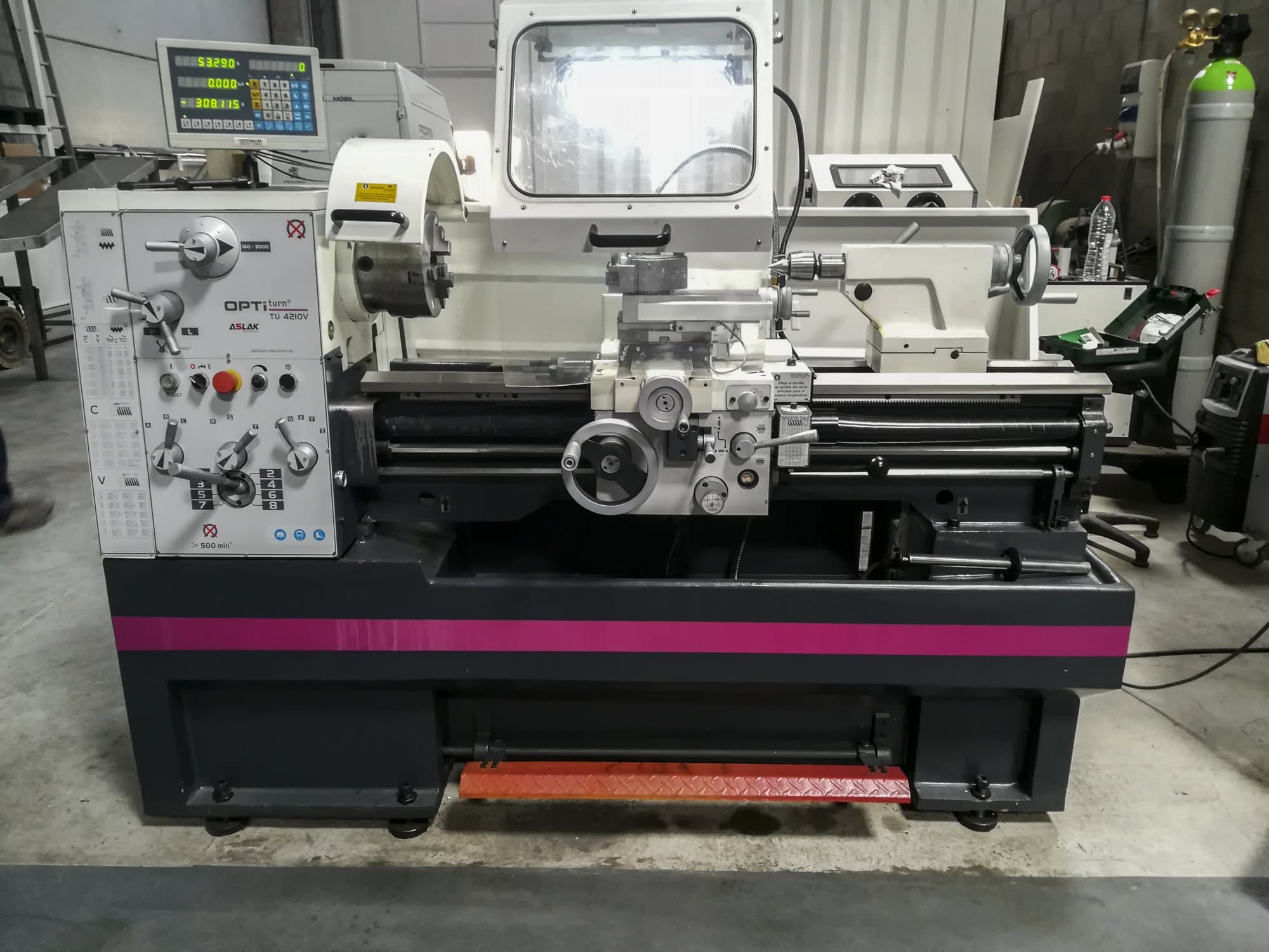 Koneen  Optimum etunäkymä TU 4210V