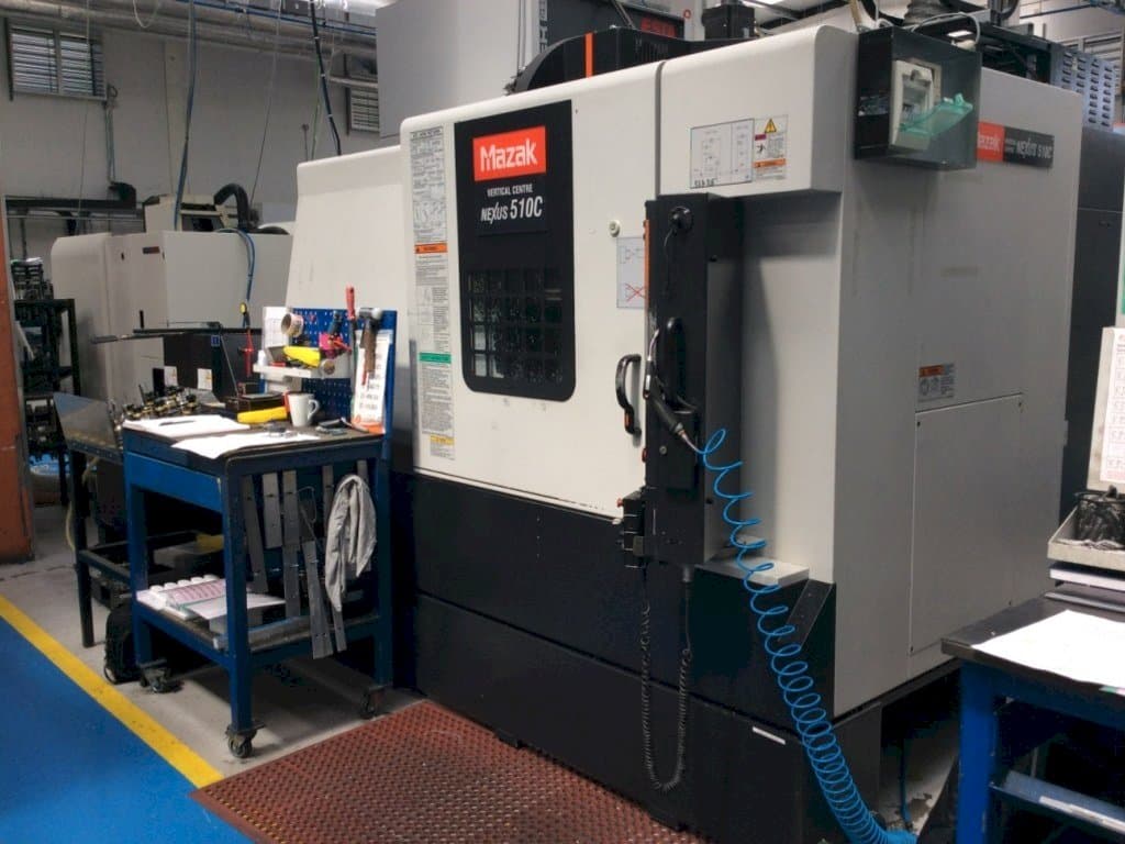 Koneen Mazak Nexus VCN 510C etunäkymä