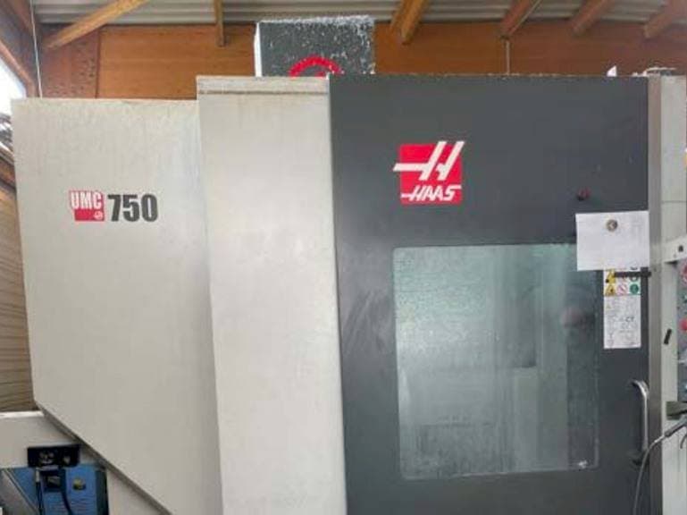 Koneen HAAS UMC 750 S etunäkymä