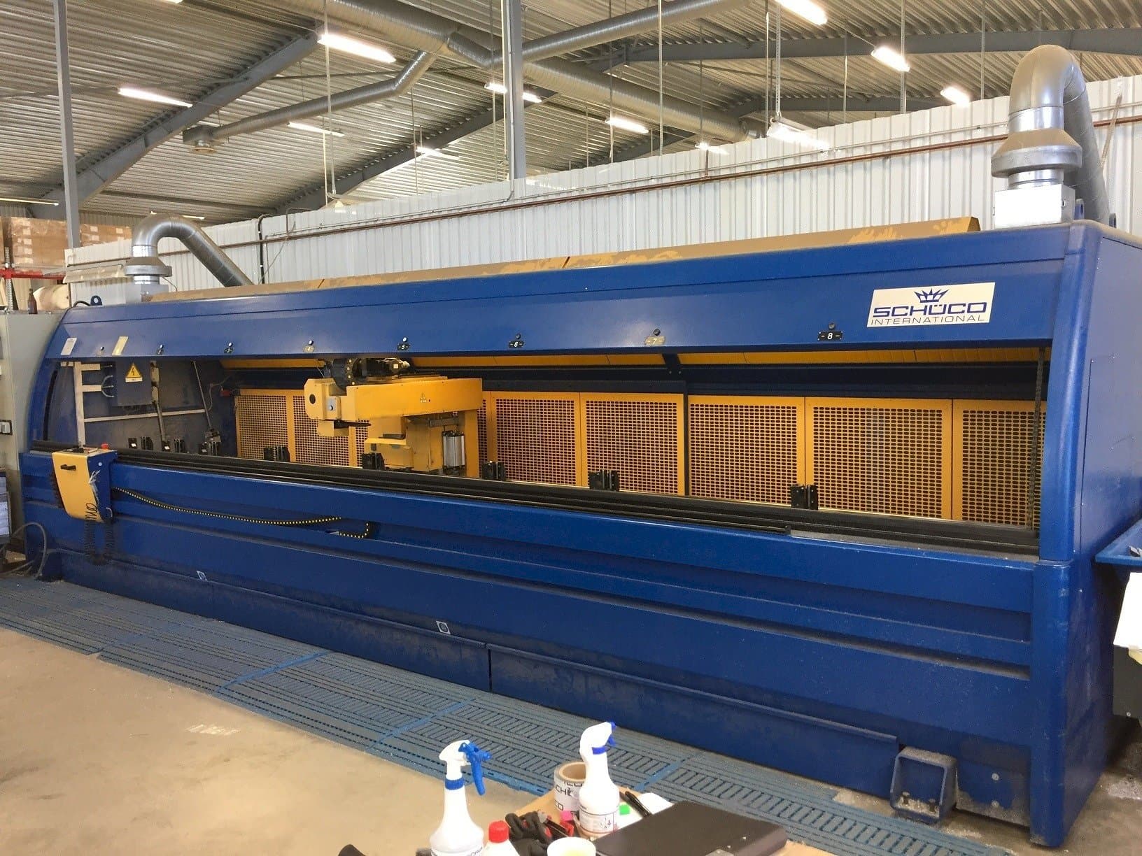 Koneen  Emmegi Comet etunäkymä