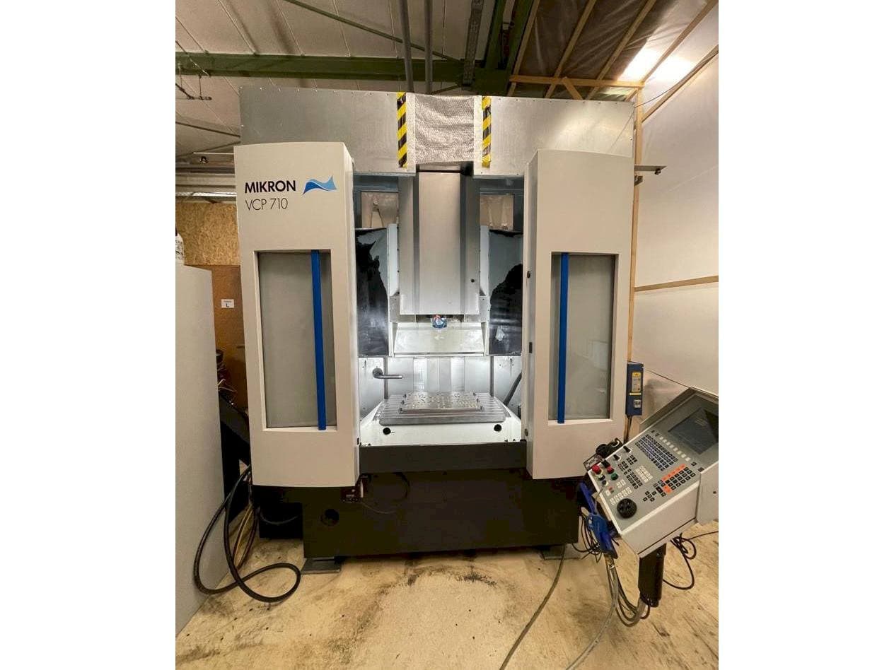 Koneen  MIKRON VCP 710 etunäkymä