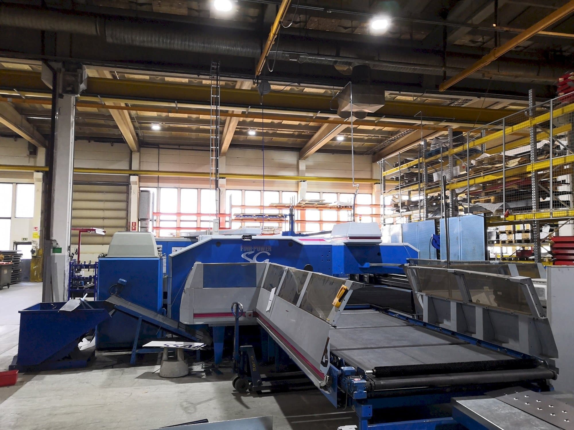 Koneen Finn-Power SG6 etunäkymä