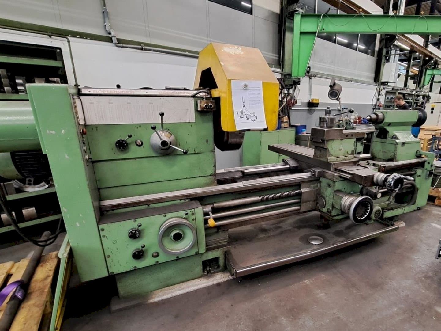 Koneen  BOEHRINGER VDF V 800 etunäkymä