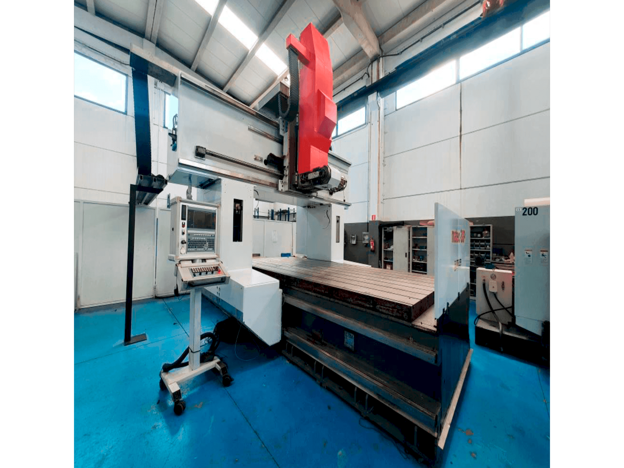 Koneen Matec 30P etunäkymä