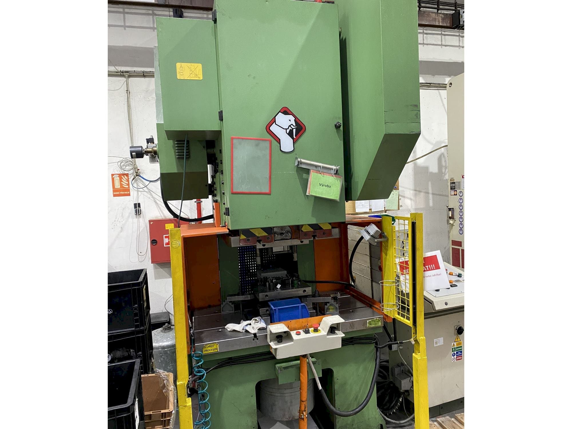 Koneen SANGIACOMO T 130R CE etunäkymä