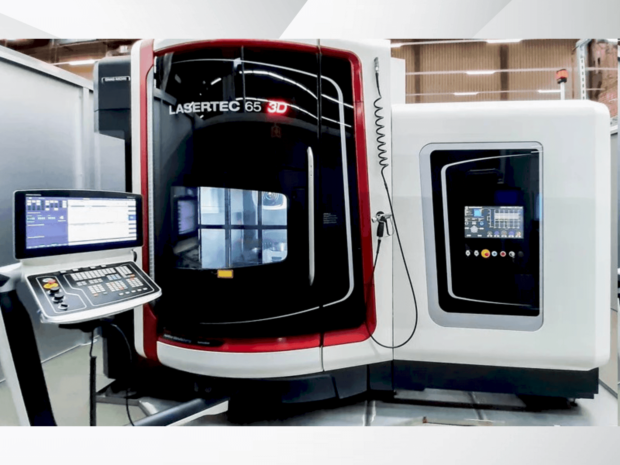 Koneen  DMG MORI Lasertec 65 etunäkymä