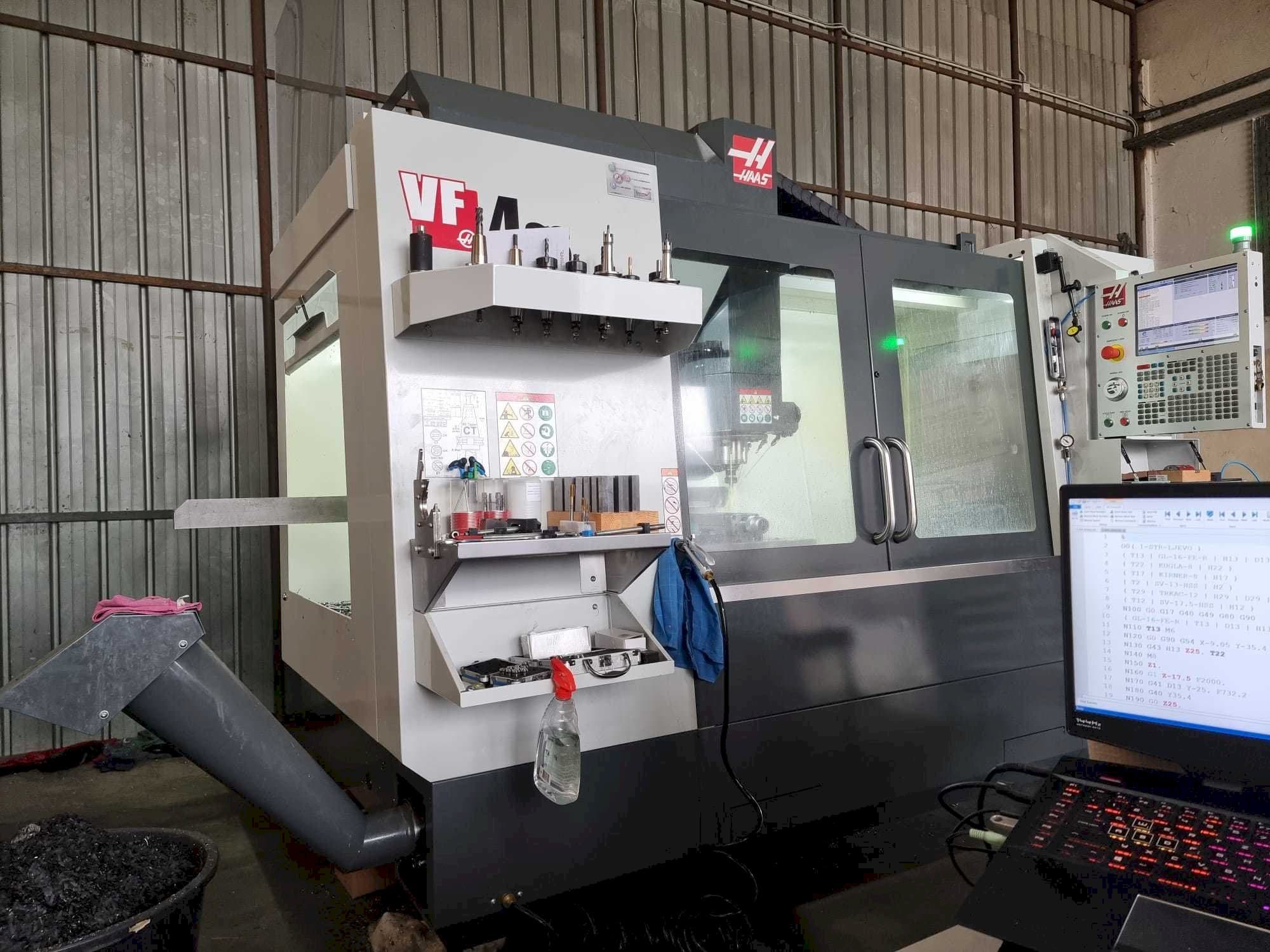 Koneen HAAS VF4SS etunäkymä