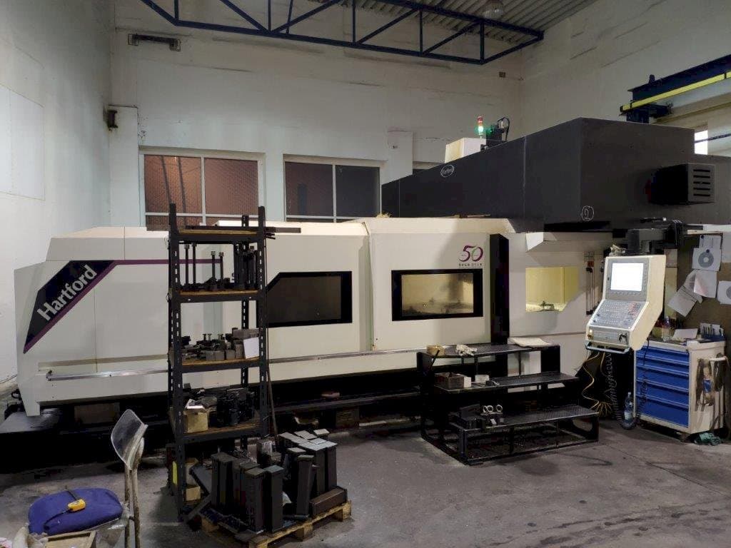 Koneen Hartford SW-426 etunäkymä