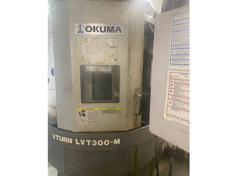 Koneen Okuma LVT300M etunäkymä