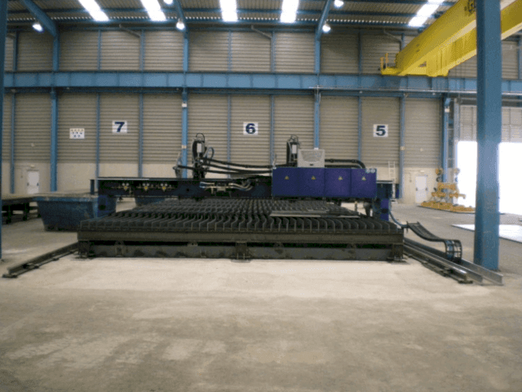 Koneen Messer Omnimat L/7800 etunäkymä