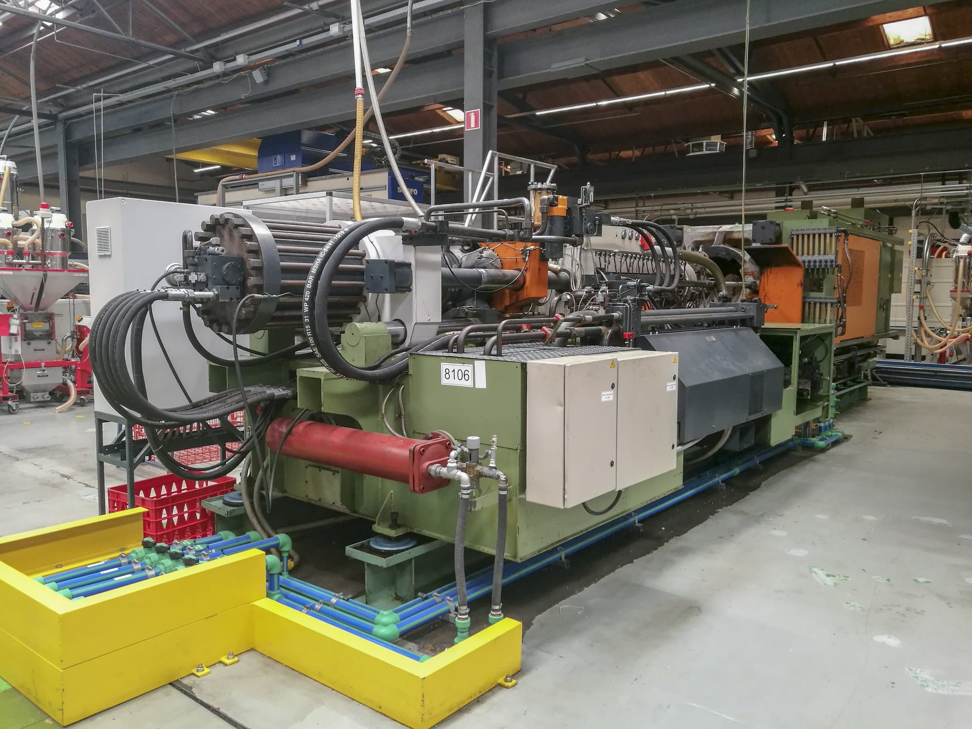 Koneen  Windsor vasen näkymä HIS 800 D