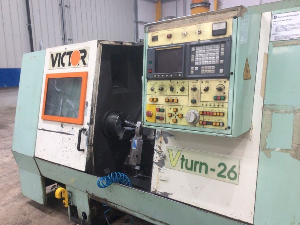 Koneen Victor V Turn-26 etunäkymä