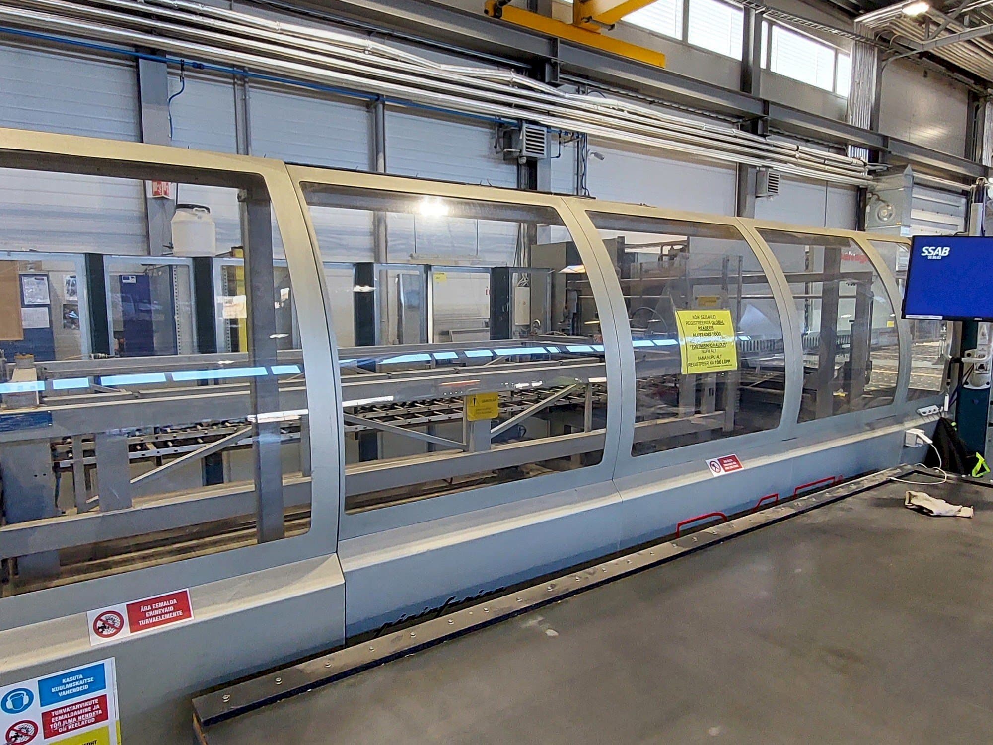 Koneen Salvagnini S4 0929 + P4 line etunäkymä