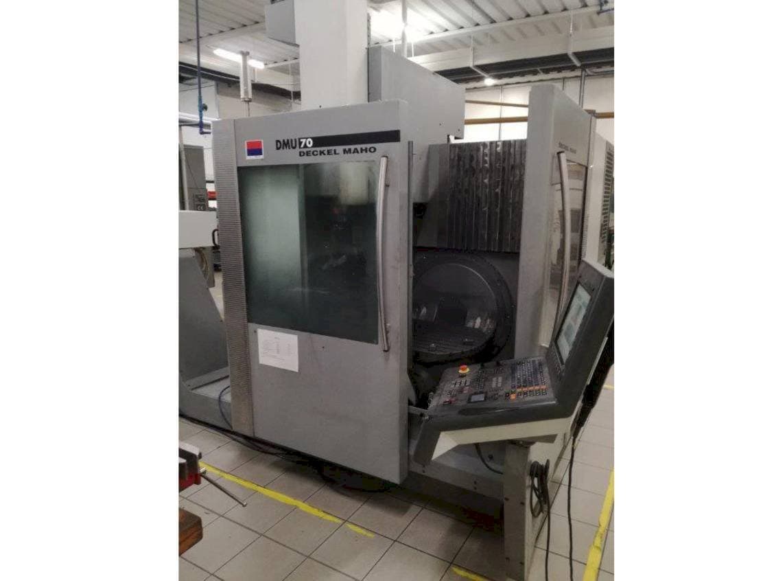 Koneen DECKEL MAHO DMU 70 etunäkymä