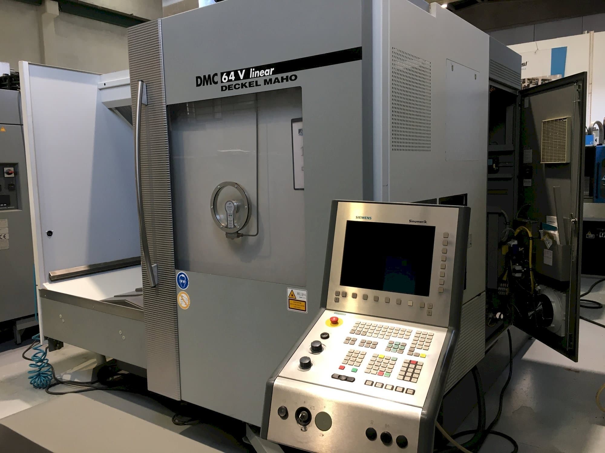 Koneen DECKEL MAHO DMC 64V linear etunäkymä
