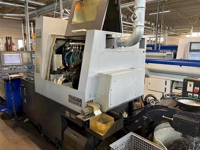 Koneen TSUGAMI B0326E-II etunäkymä