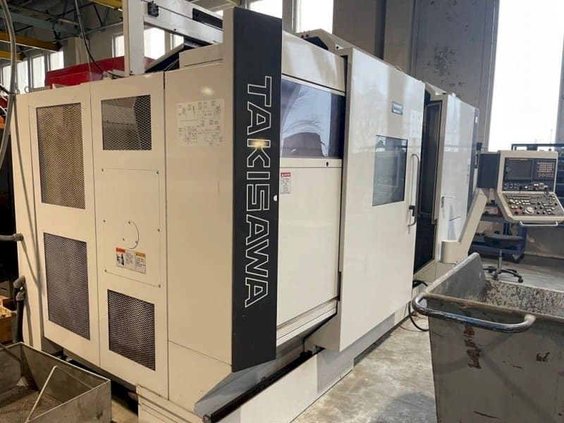 Koneen Takisawa TMM250-M3 etunäkymä