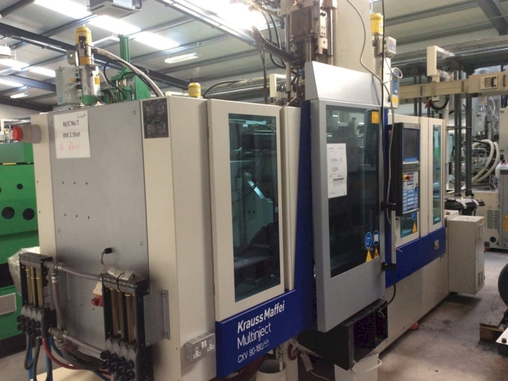 Koneen Krauss Maffei Multinject 80-180-55 CX V etunäkymä