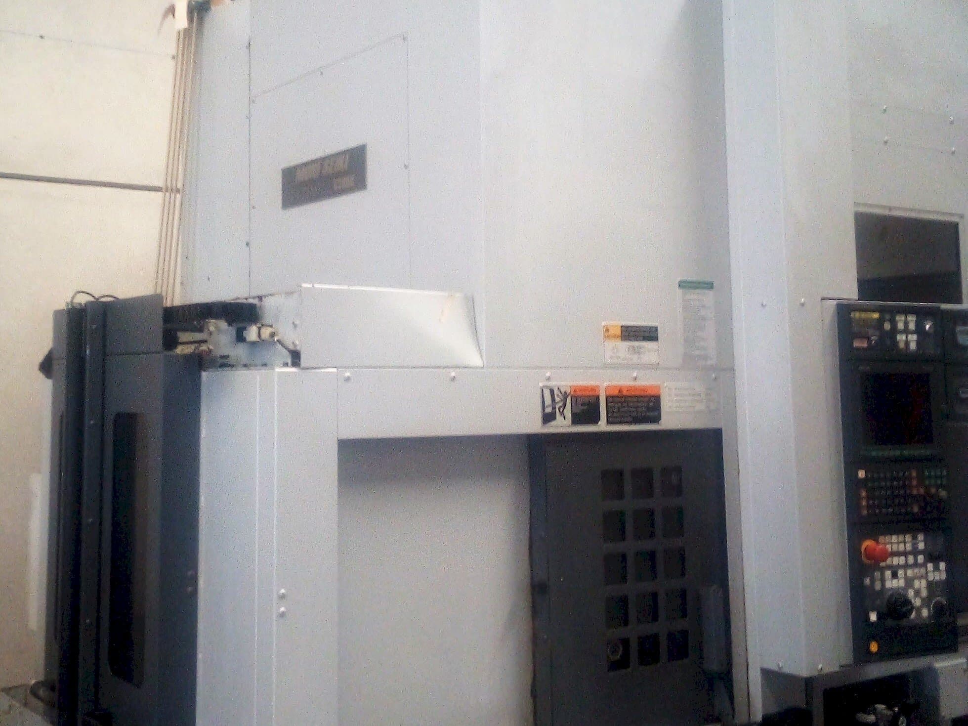 Koneen DMG Mori Seiki ULTIMILL V-3000/MSX-850 etunäkymä
