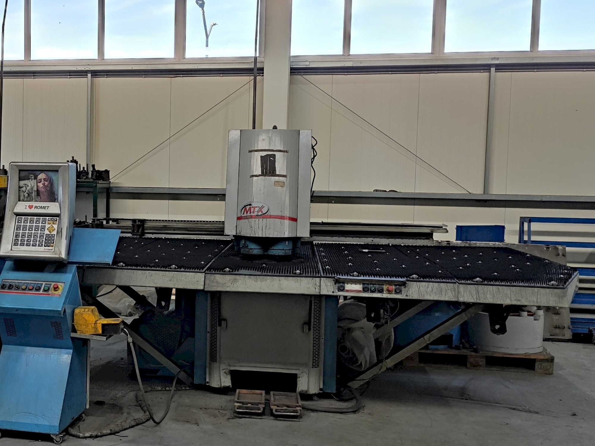 Koneen Euromac MTX INDEX etunäkymä