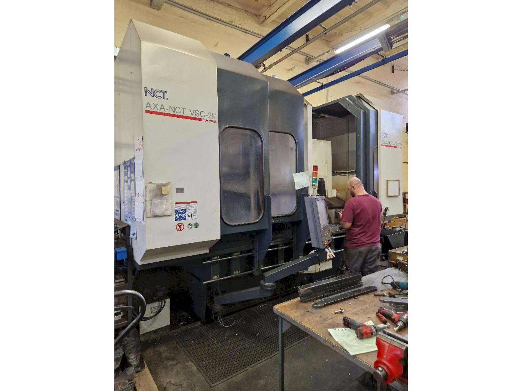 Koneen AXA NCT VSC-2M etunäkymä
