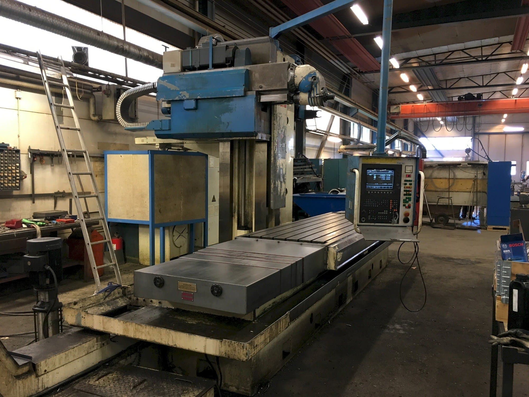 Koneen Soraluce TR 35 etunäkymä