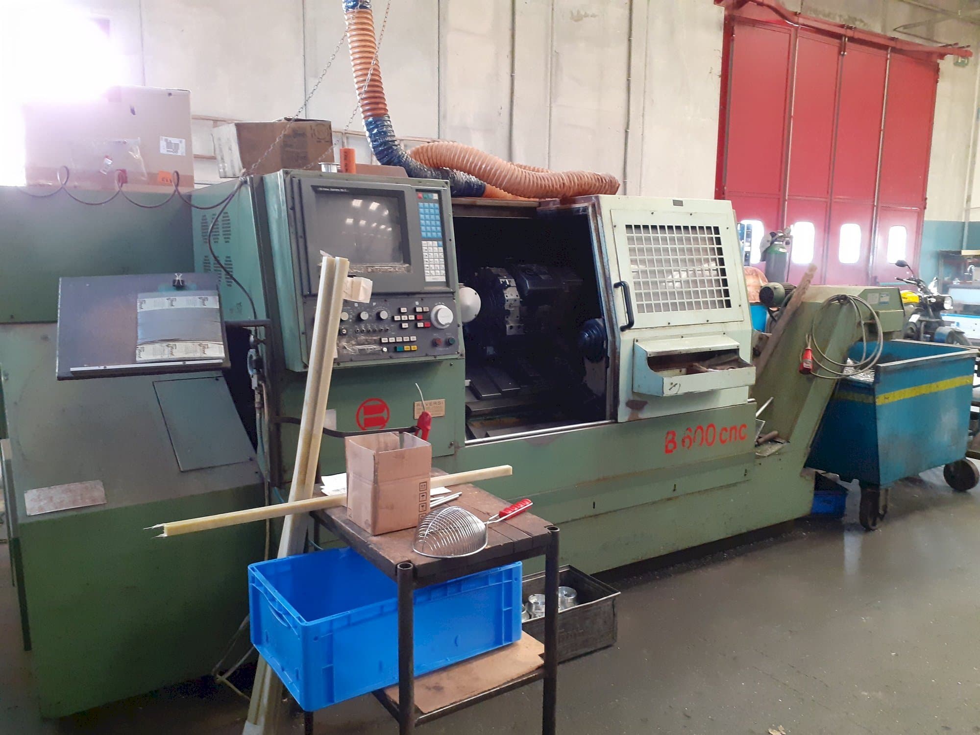 Koneen Biglia B600 etunäkymä