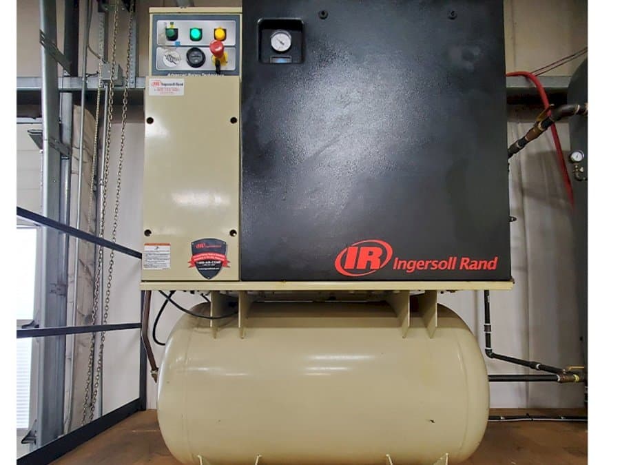 Koneen Ingersoll Rand UP6-15cTAS-125 etunäkymä