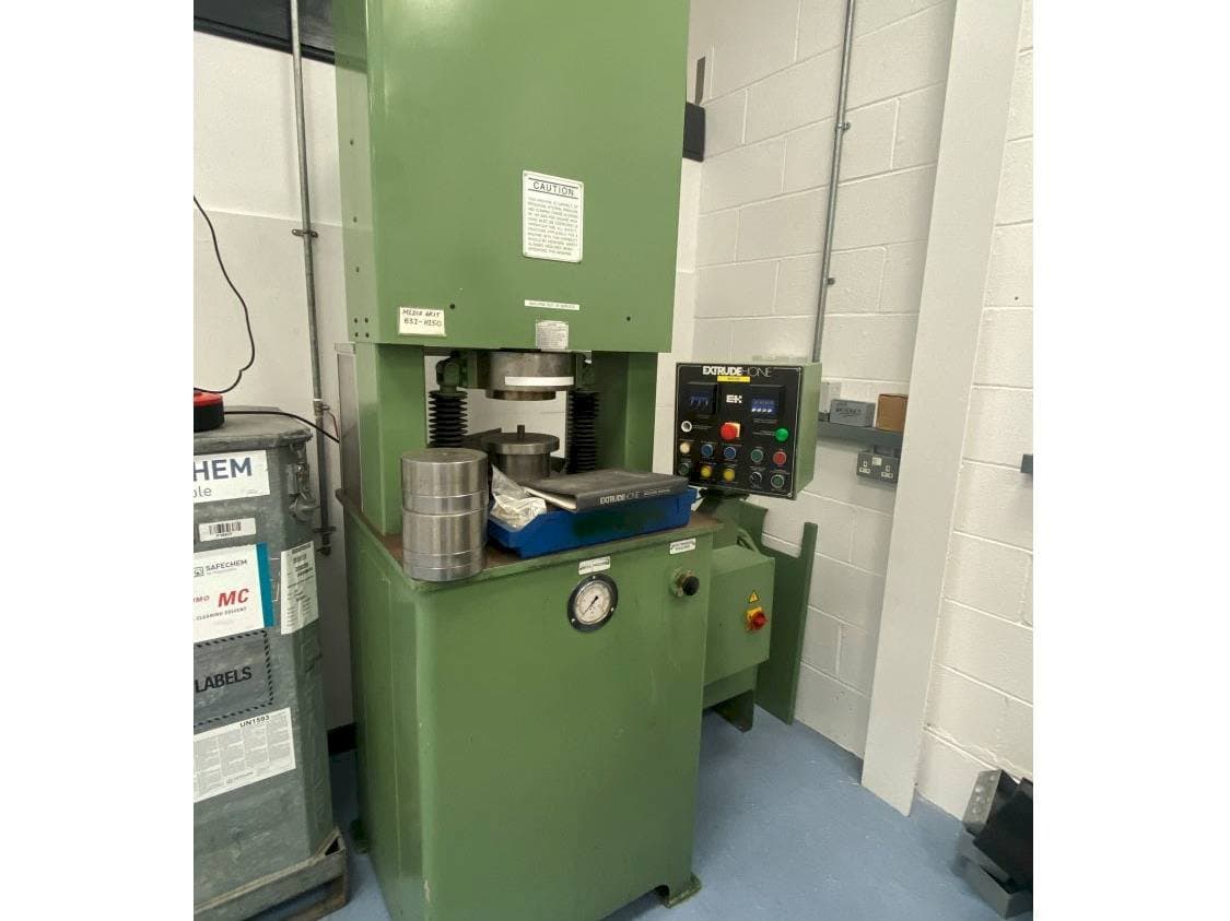 Koneen Extrude Hone Vector Series etunäkymä