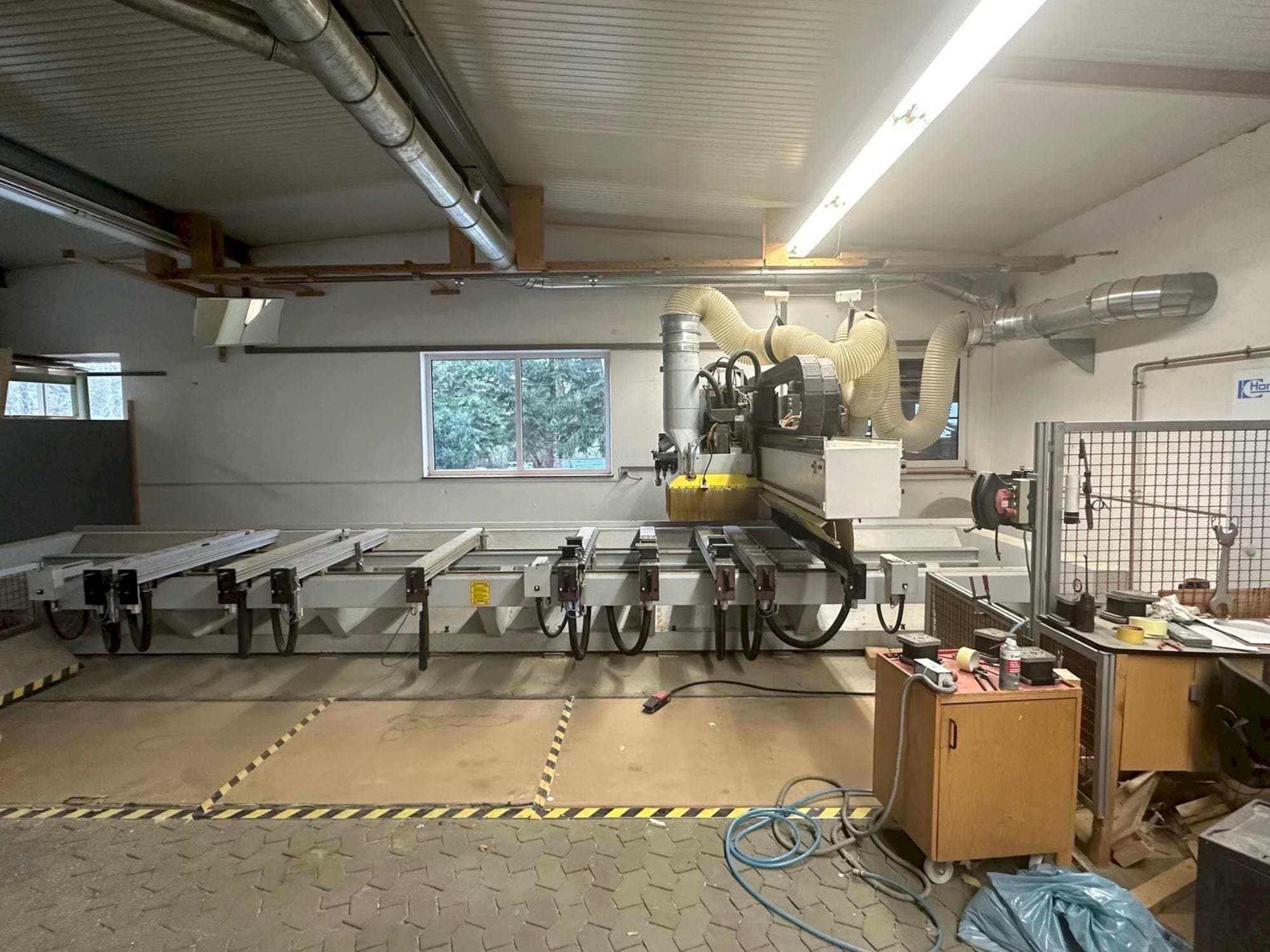 Koneen  HOMAG BAZ20/50/16/K etunäkymä