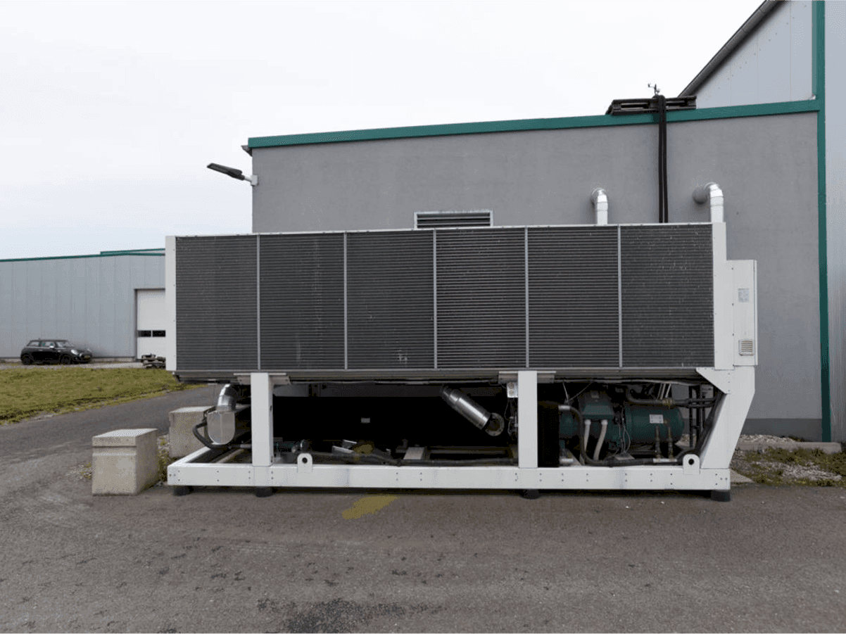 Koneen Mitsubishi Electric Glider Evo CLA 660 etunäkymä