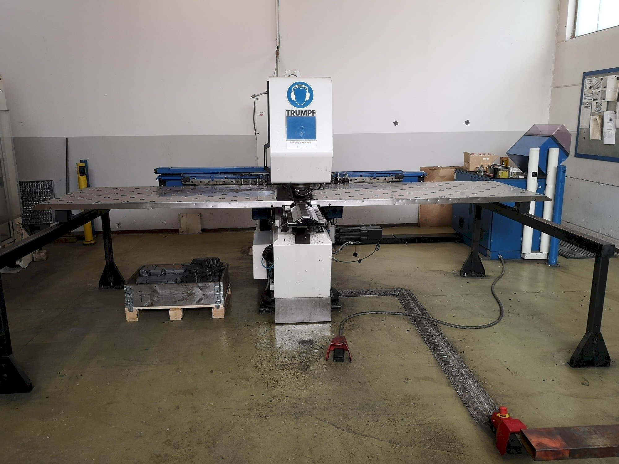 Koneen  Trumpf Trumatic 160R etunäkymä