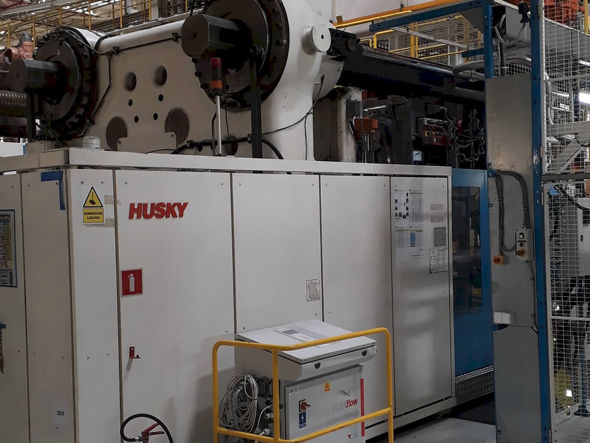 Koneen Husky ELL2350 RS155/145 etunäkymä