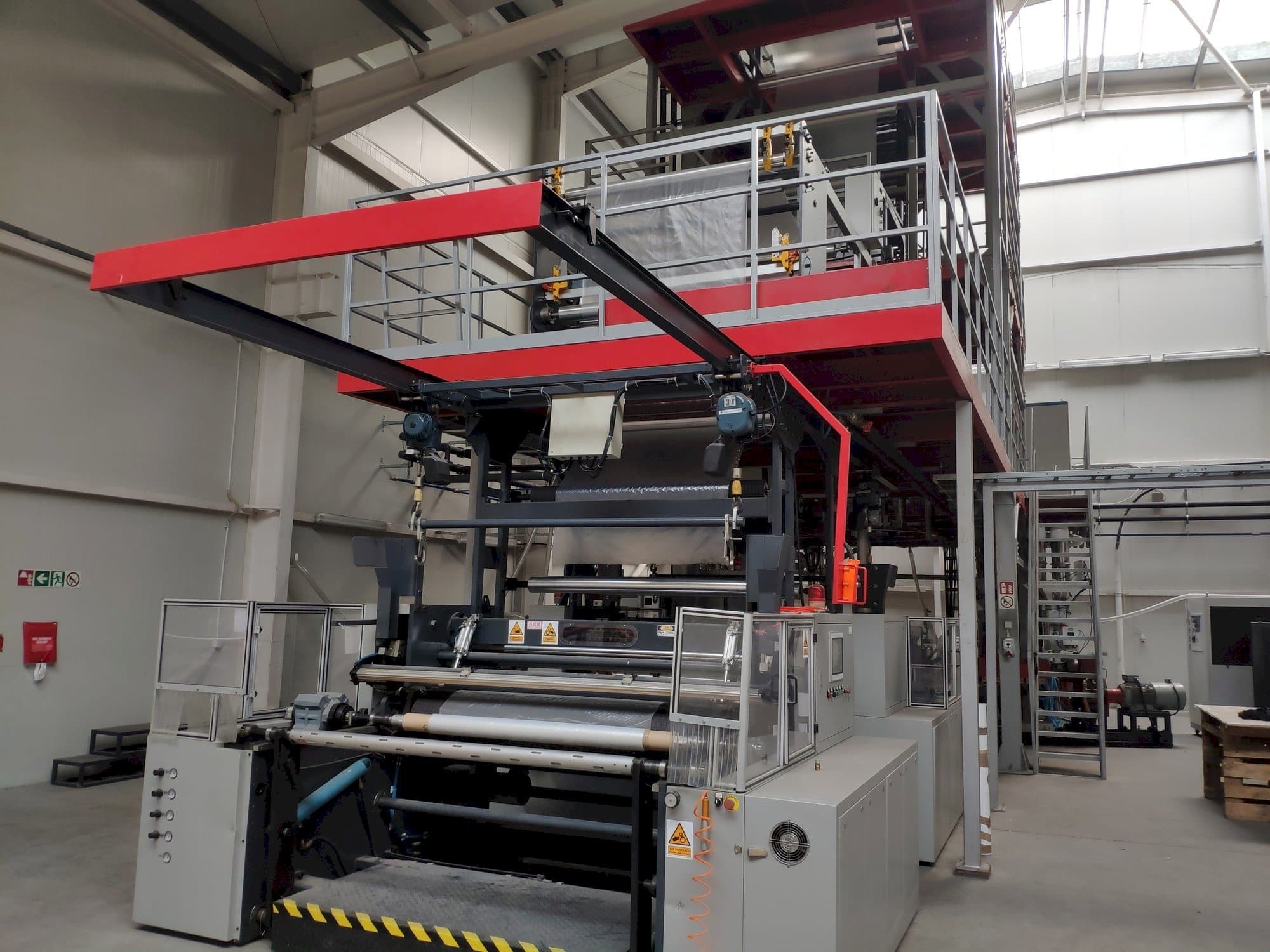 Koneen  ROLBATCH 1600 etunäkymä