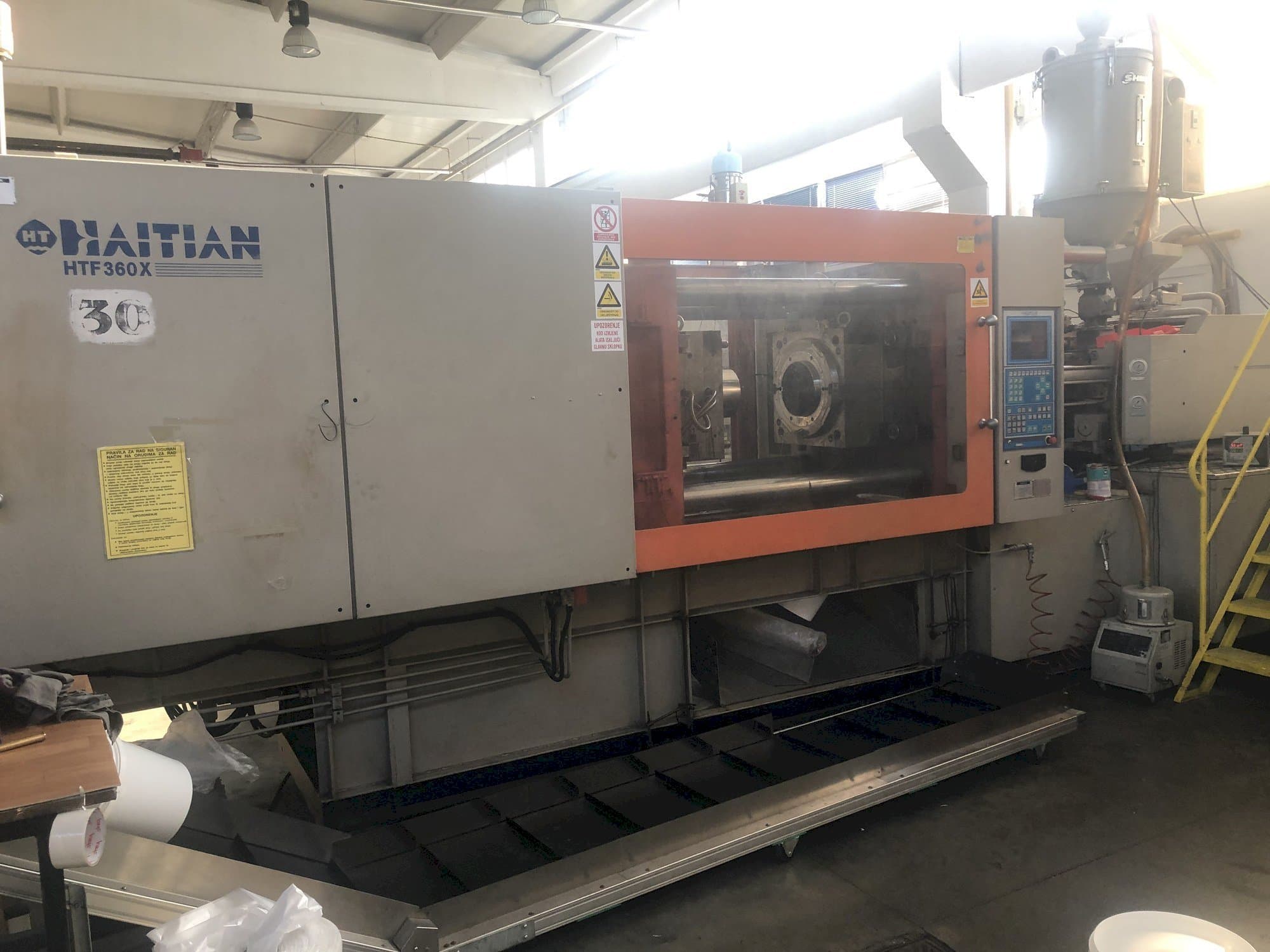 Koneen HAITIAN HTF 360X etunäkymä