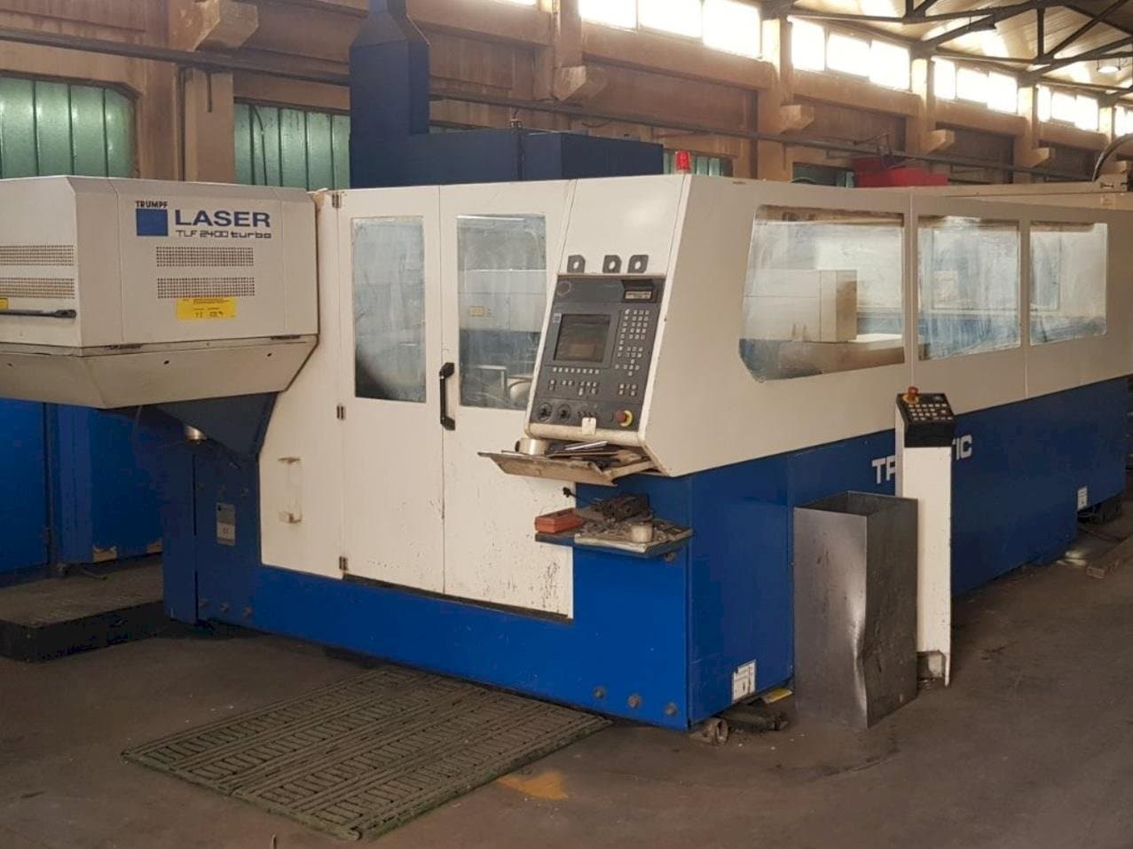 Koneen Trumpf Trumatic L3030 etunäkymä