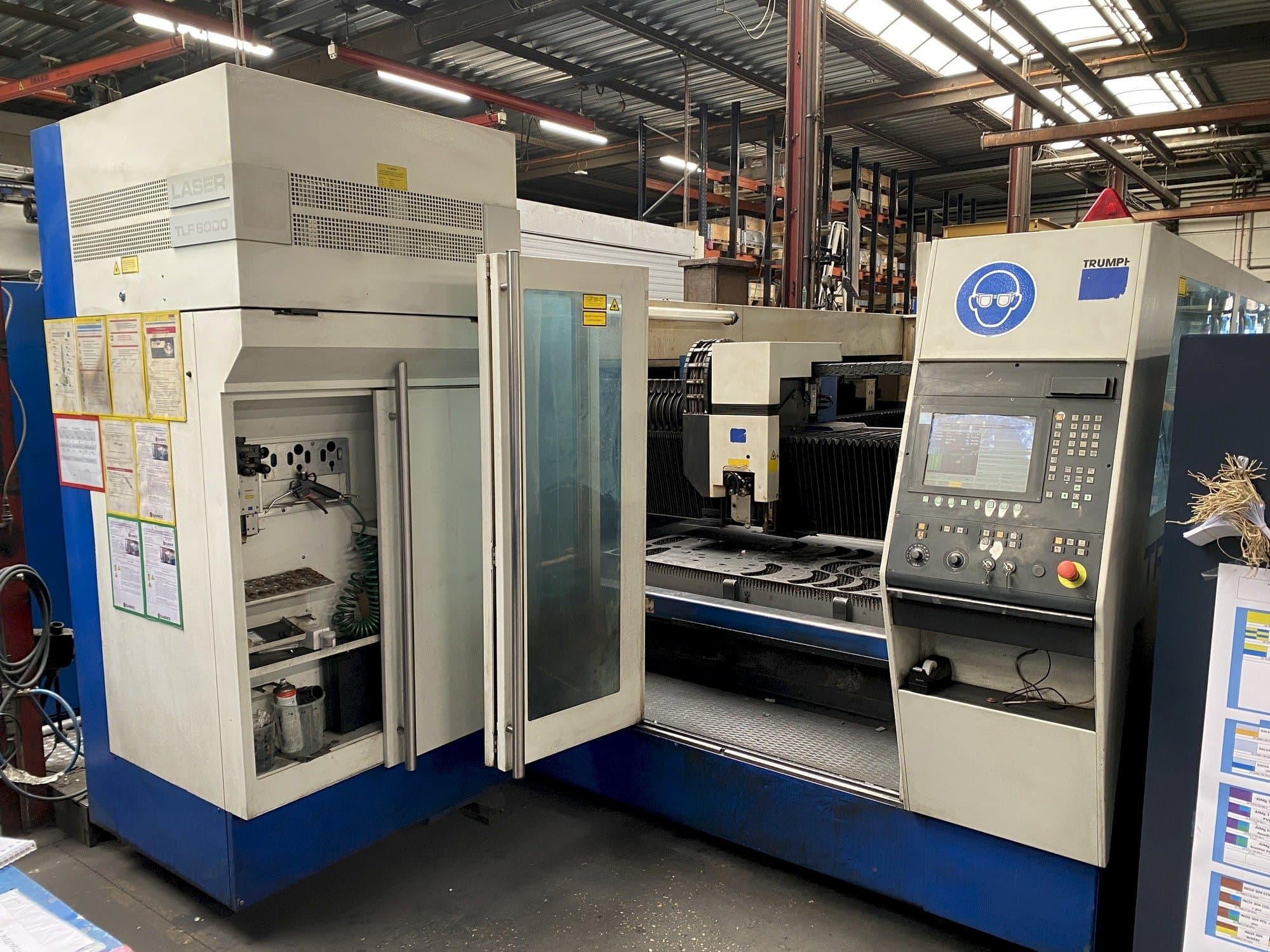 Koneen Trumpf Trumatic L3050 etunäkymä