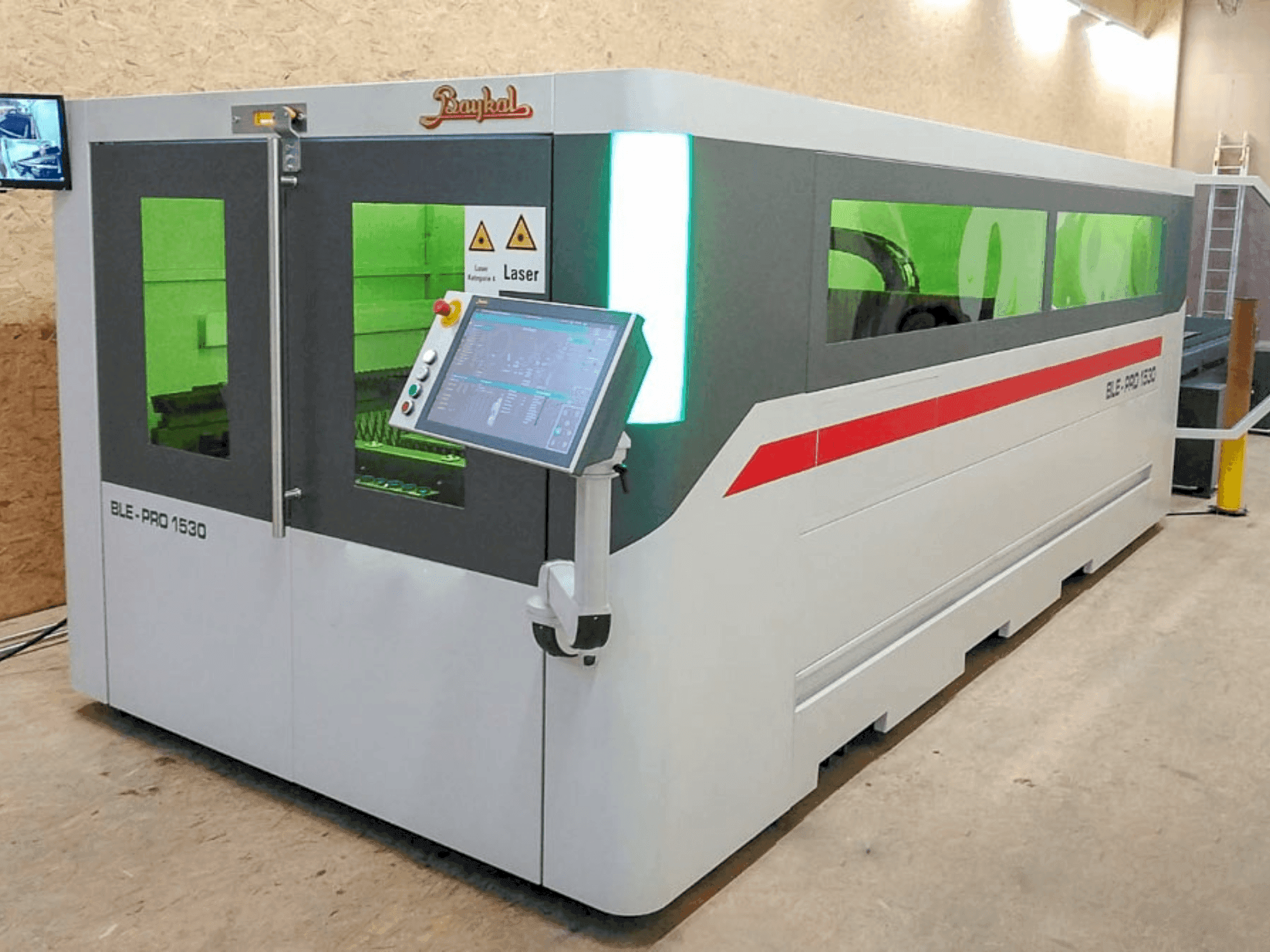 Koneen Baykal BLE PRO 1530 etunäkymä