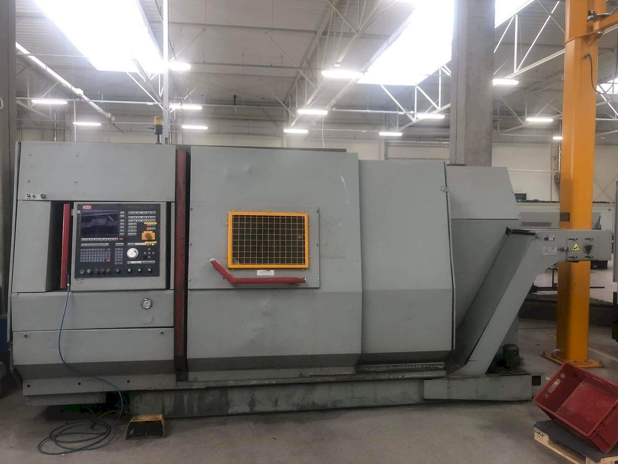 Koneen TRAUB TNA600 etunäkymä