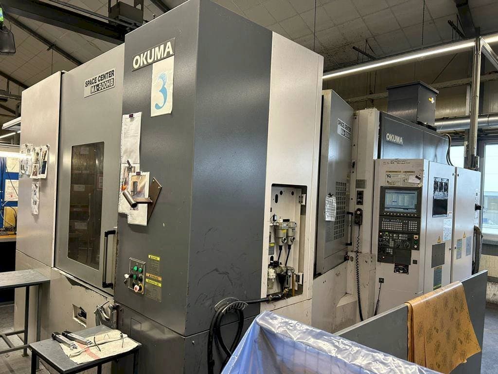 Koneen Okuma MA 500HB vasen näkymä
